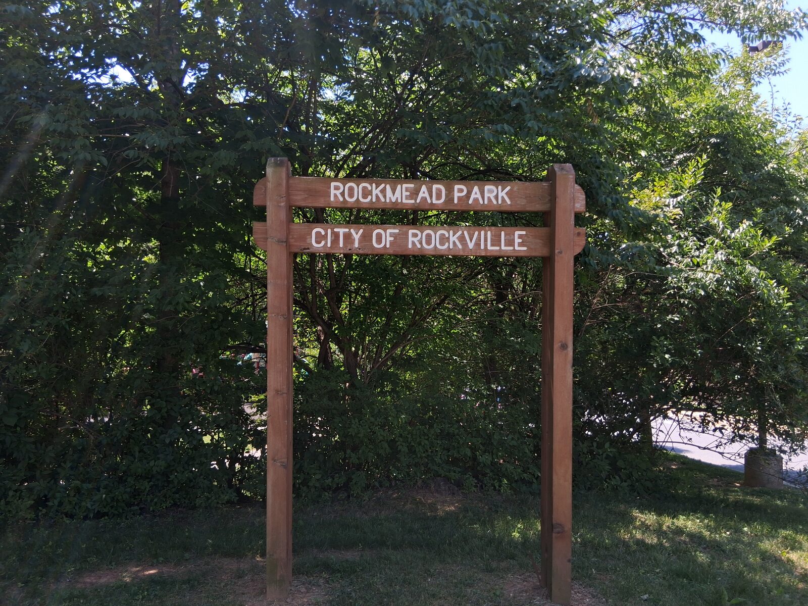 Rockmead Park sign, a City of Rockville park bordering Fallsmead
