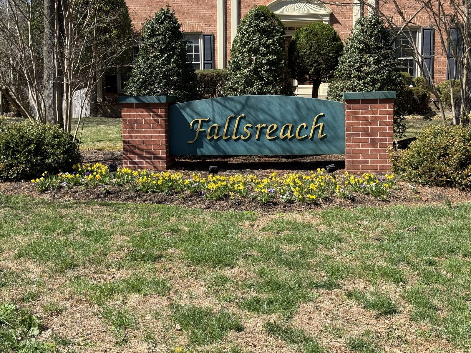 Fallsreach community entrance