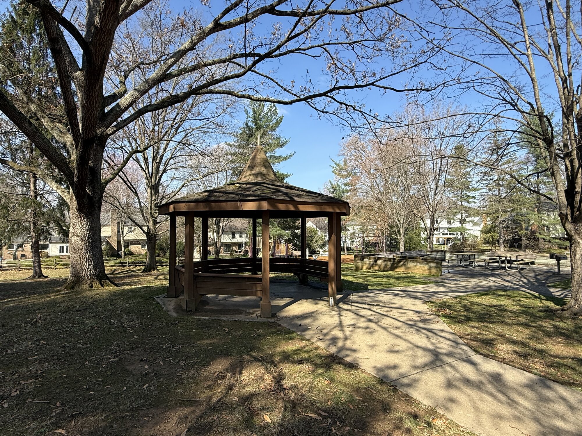 Fox Hills West Park - 12710 North Commons Way